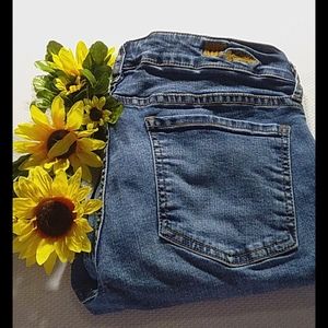 Kut by the kloth  size 8 skinny jeans